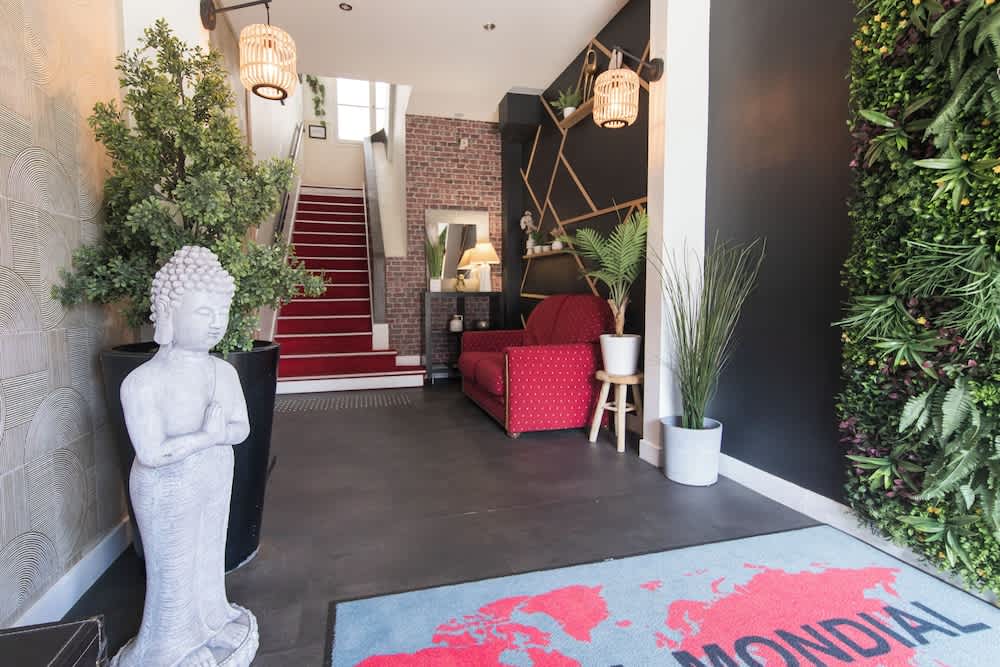 Hotel Mondial 2