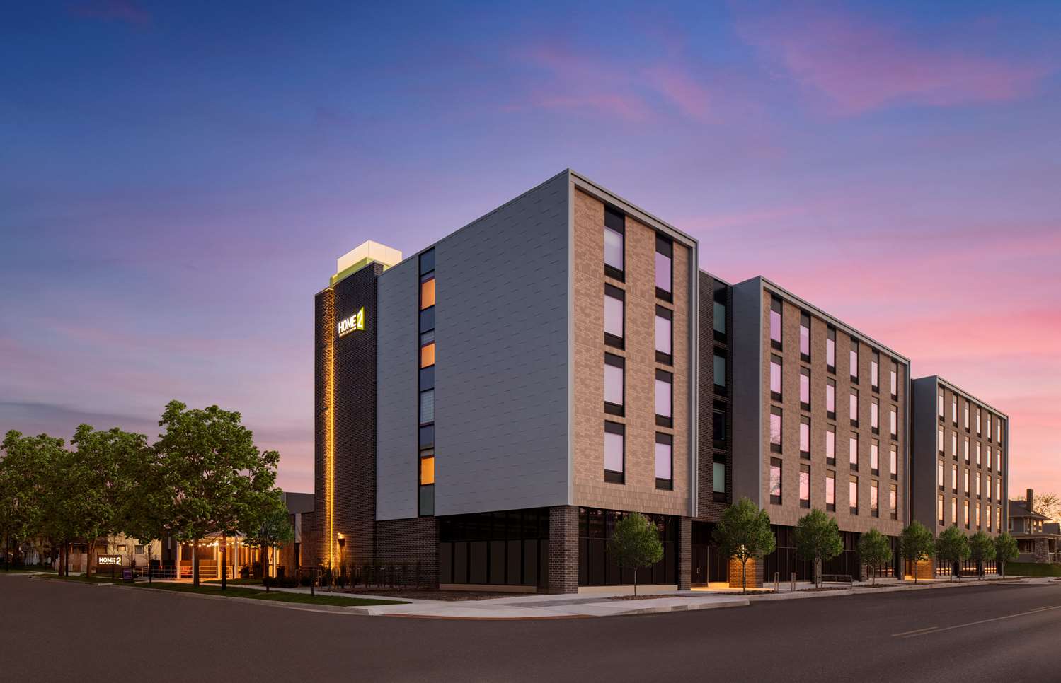 Home2 Suites by Hilton Des Moines at Drake University 2