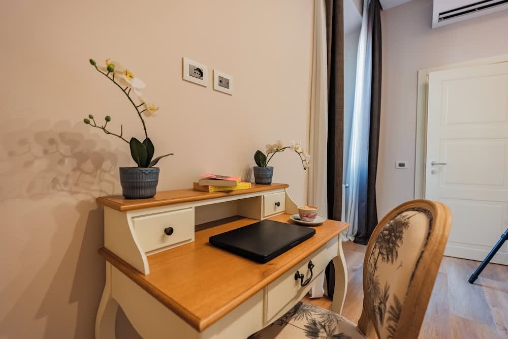 Florence Dome Rooms 2