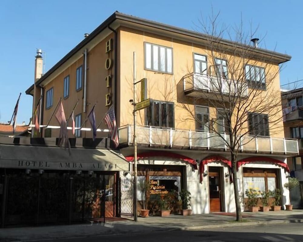 Hotel Amba Alagi 1