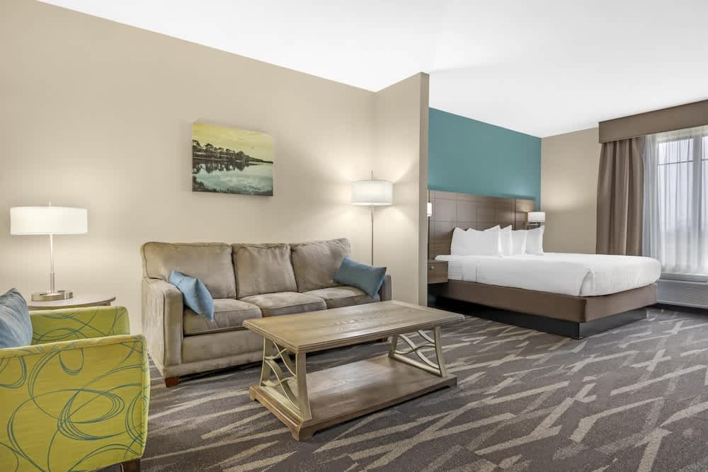 Best Western Plus Centralia Hotel & Suites 1