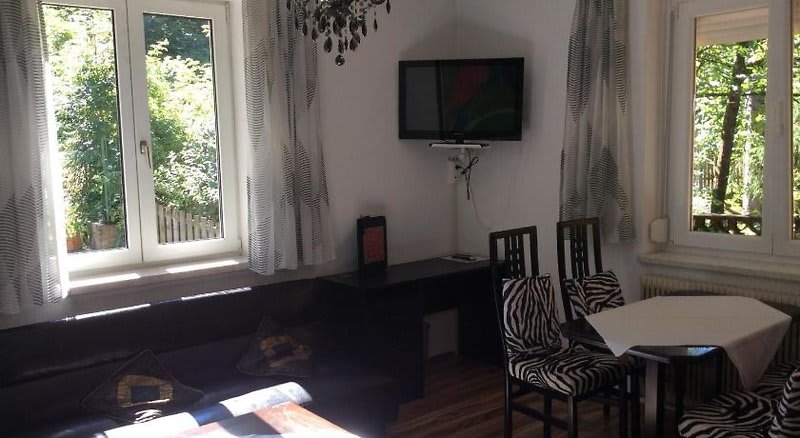 Villa Desiree - Hotel Garni - Adults Only 2