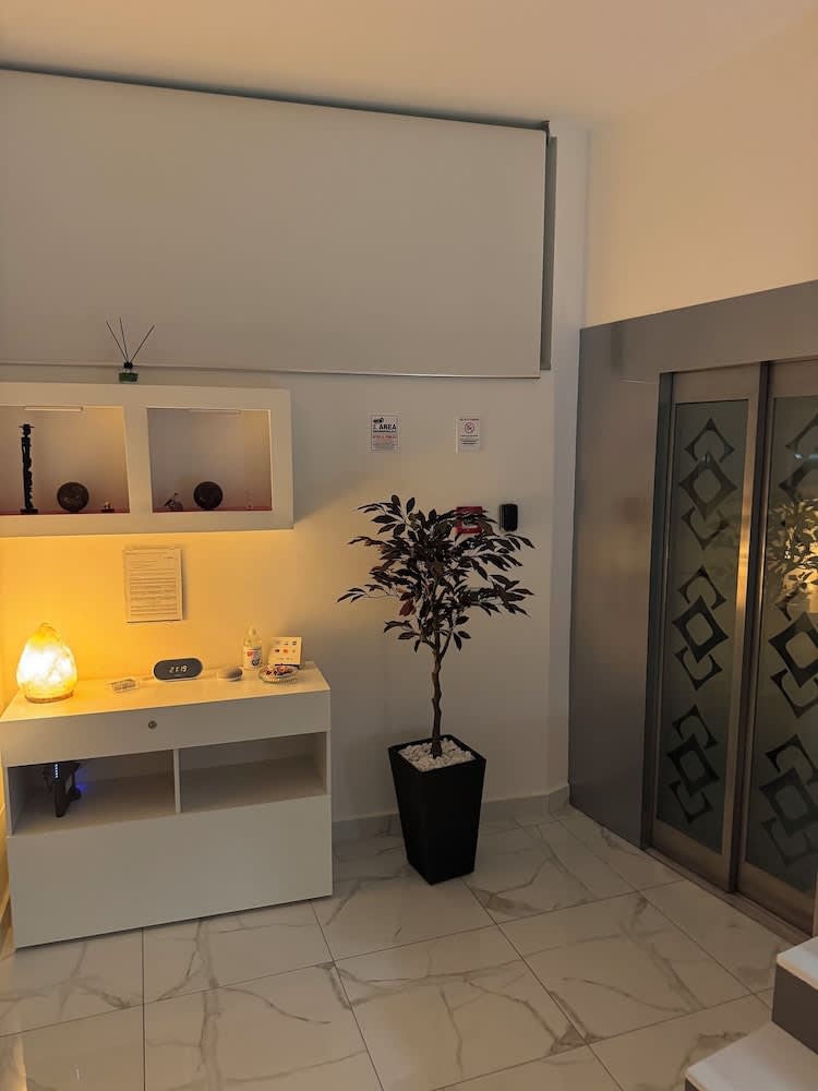 B&B Center City 2