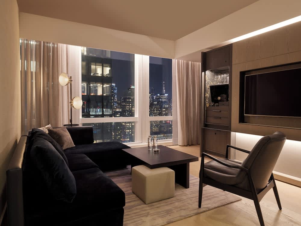 Equinox Hotel New York 1