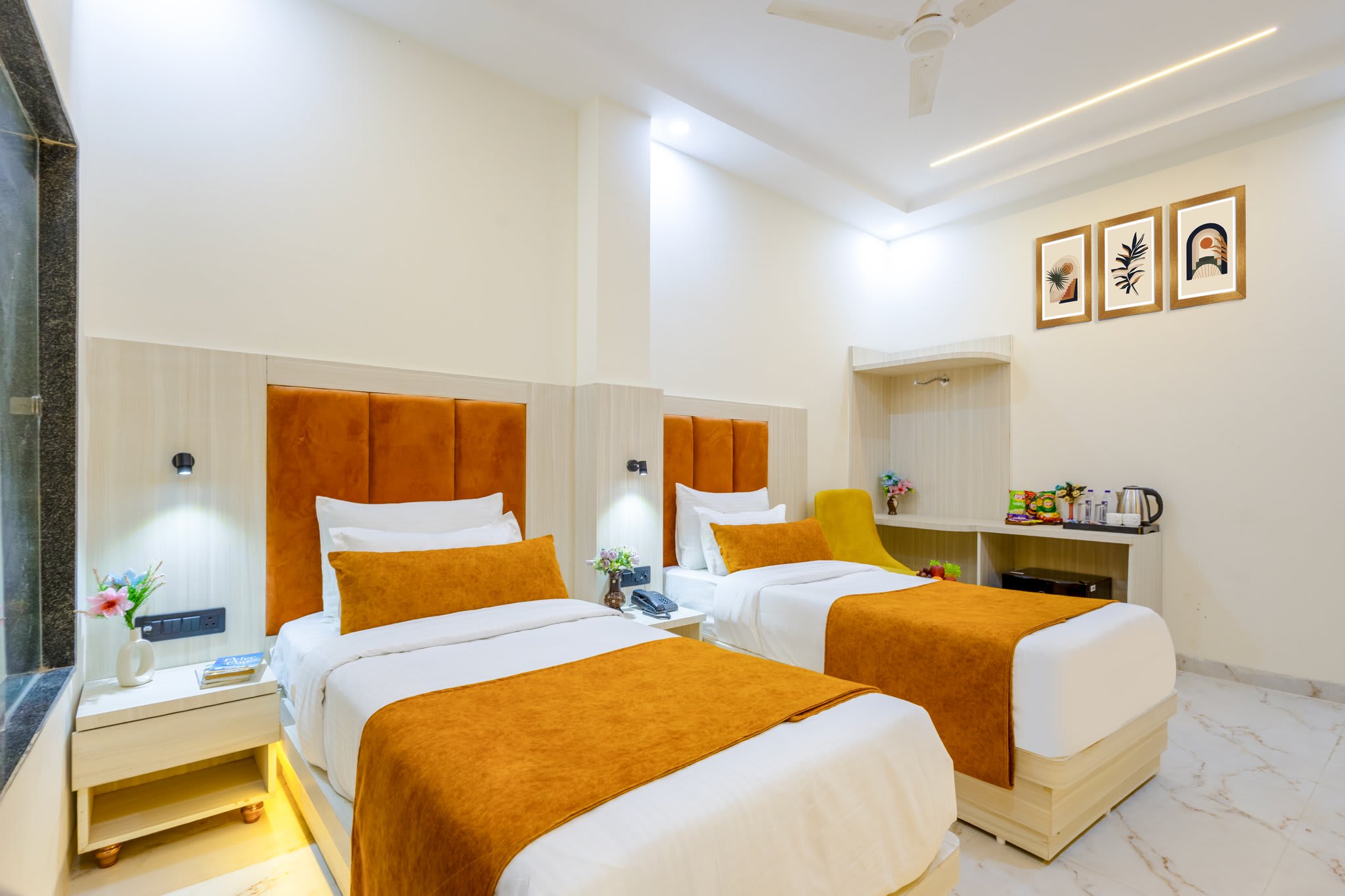 Hotel Urban Lion Near Delhi Airport 1
