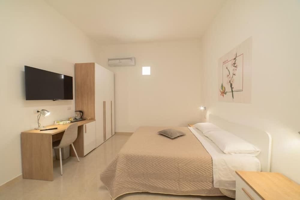 B&B MANDORLO BIANCO 1