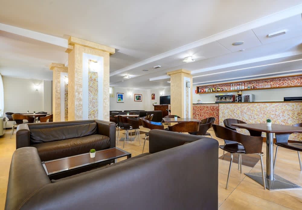Hotel Harmony 1