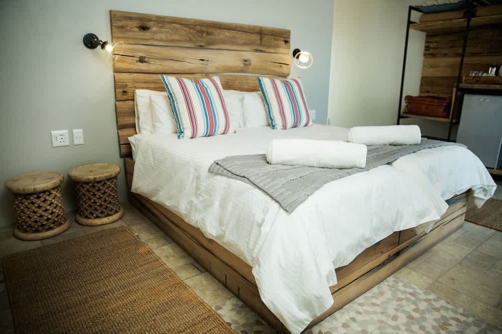 Driftwood Guesthouse 1
