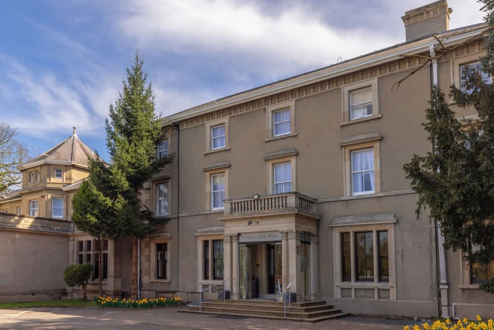 Newton Park County House Hotel 1