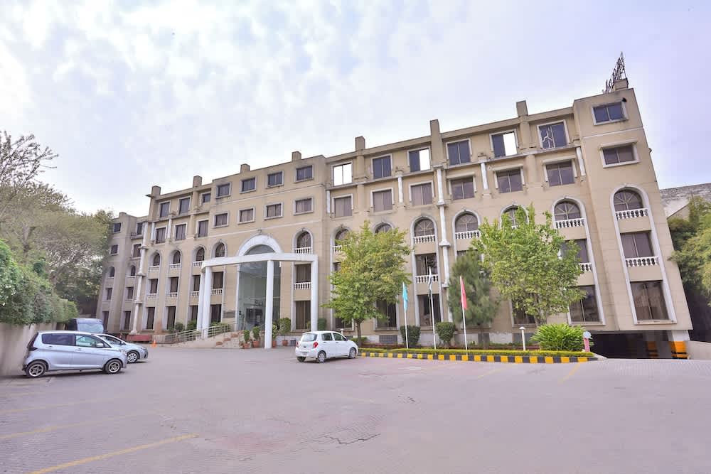 Avari Xpress, Islamabad 1