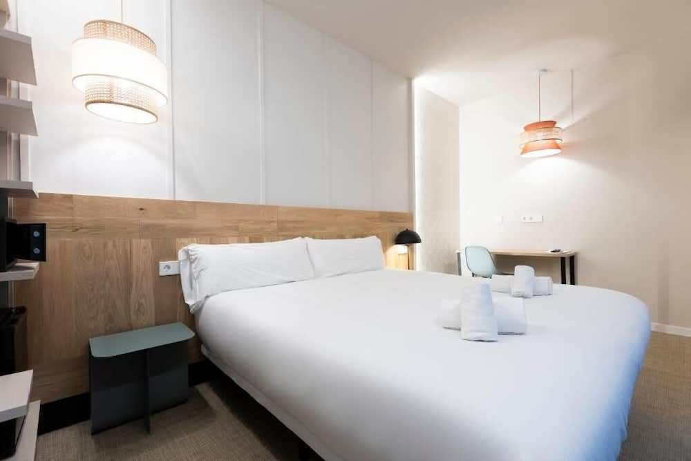 URBAIA ROOMS 1