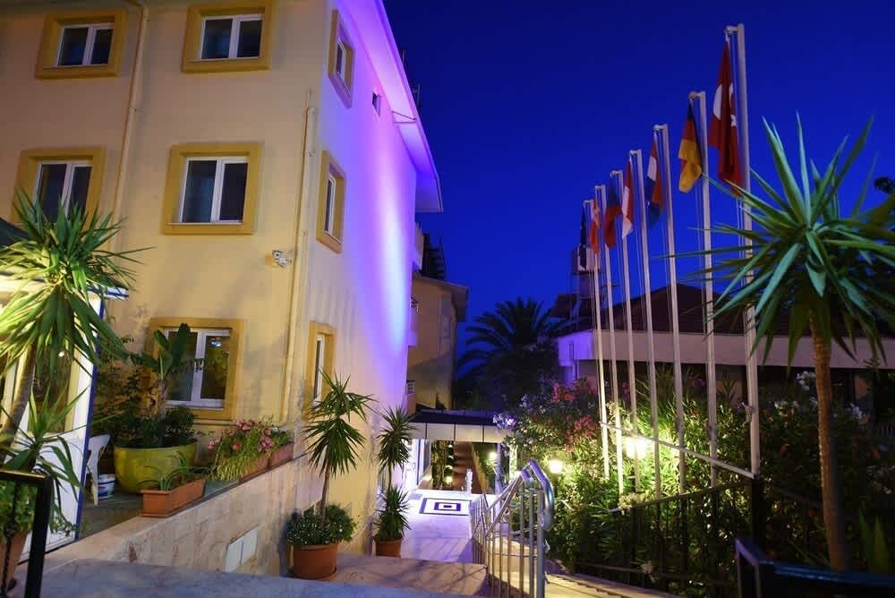 Muz Hotel - All Inclusive 1