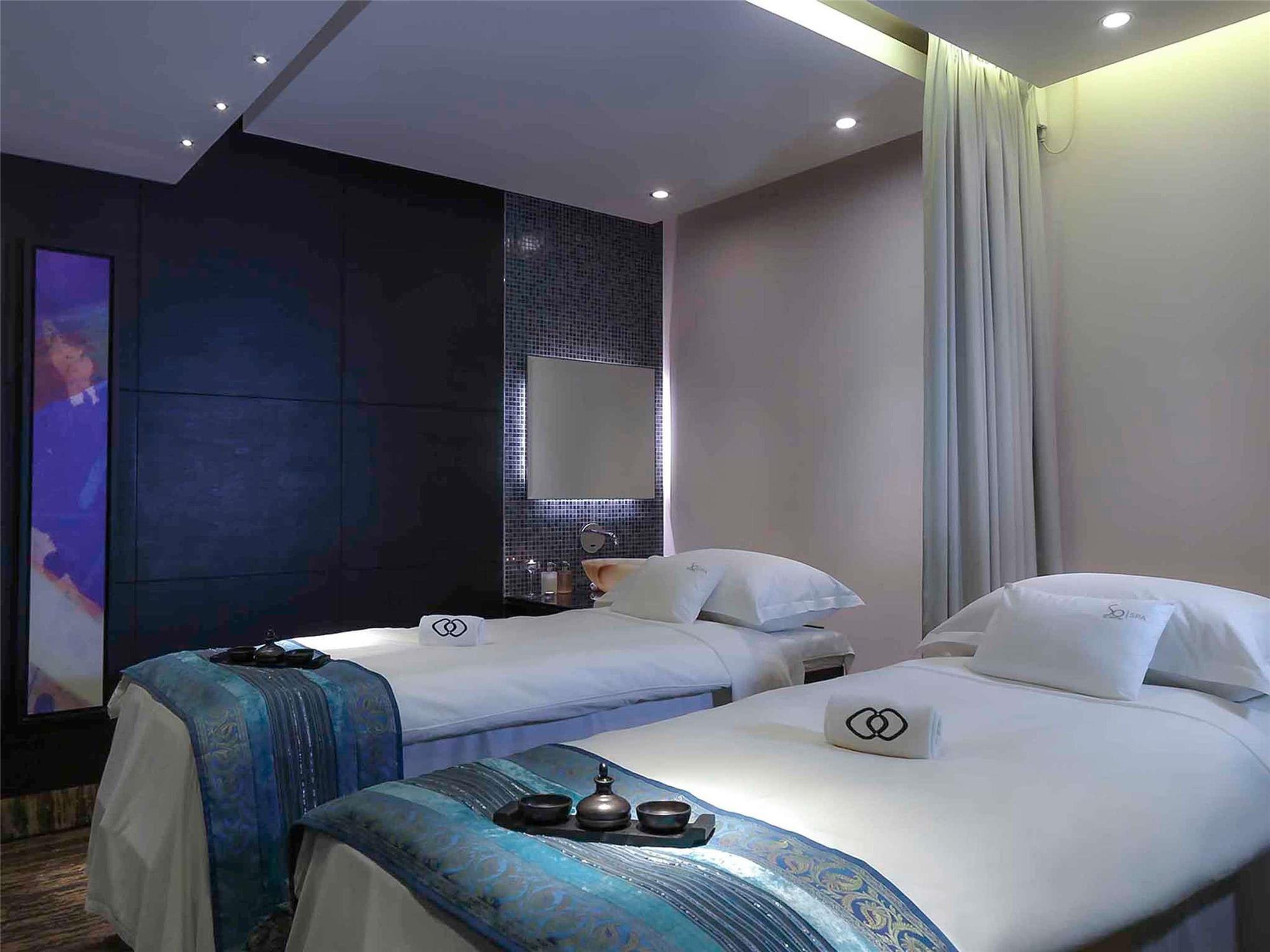 Sofitel Abu Dhabi Corniche 1