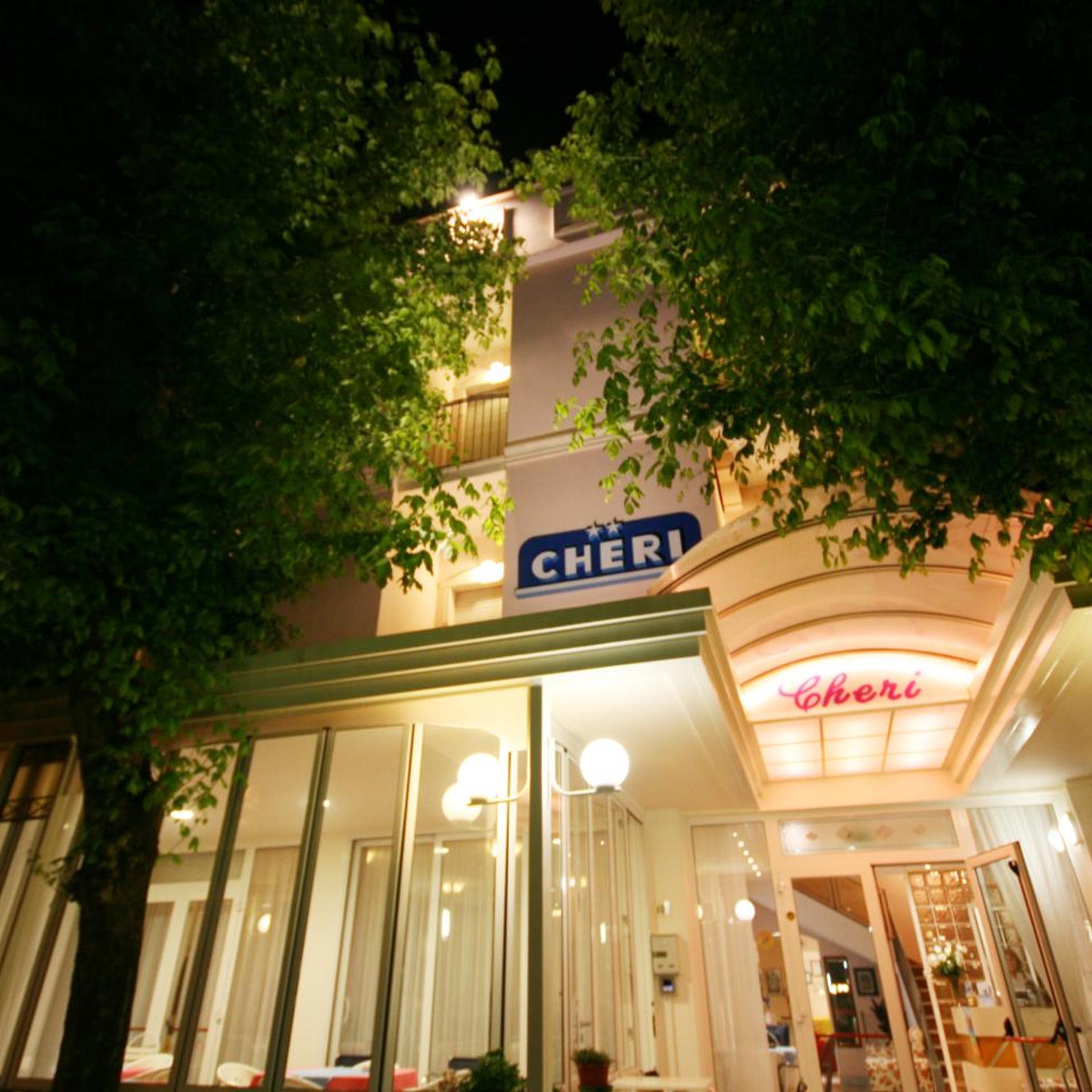 Hotel Cheri 2