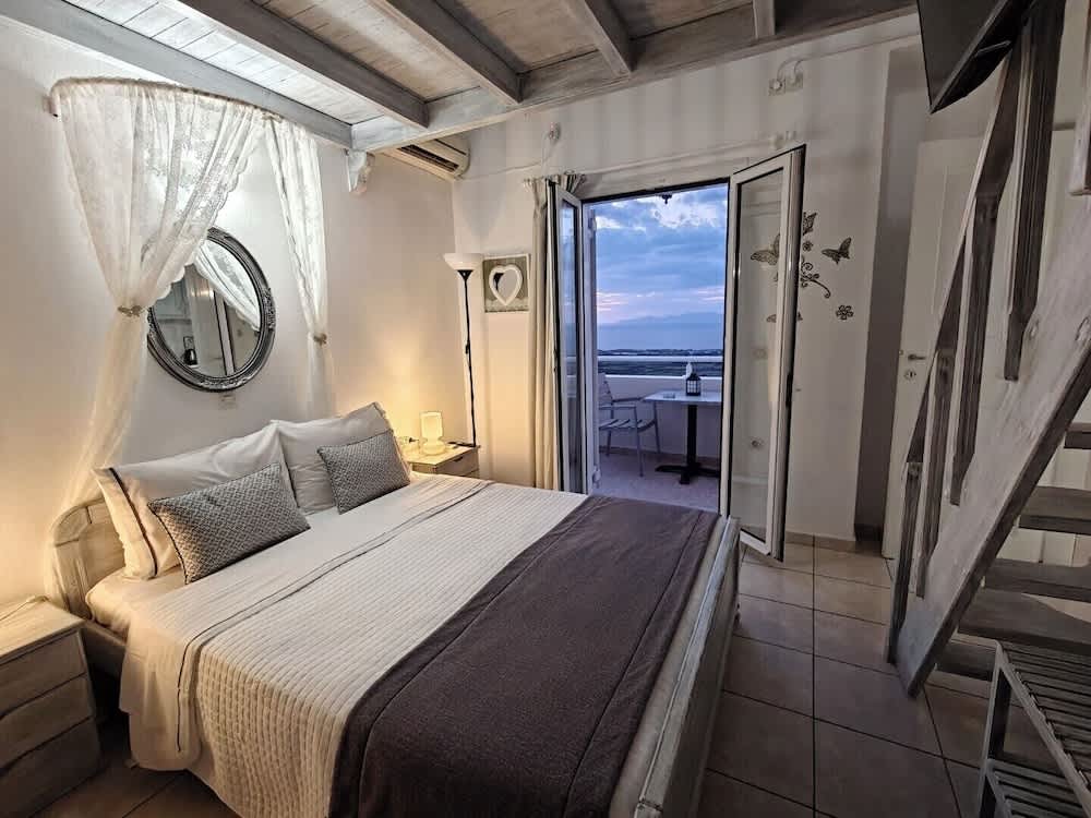 Kiklamino Sunset Suites 2