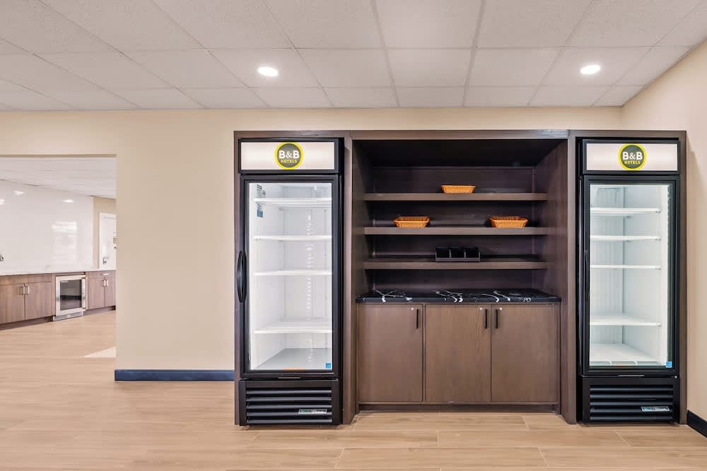 B&B HOTEL Jacksonville Airport - Newly Renovated! 2
