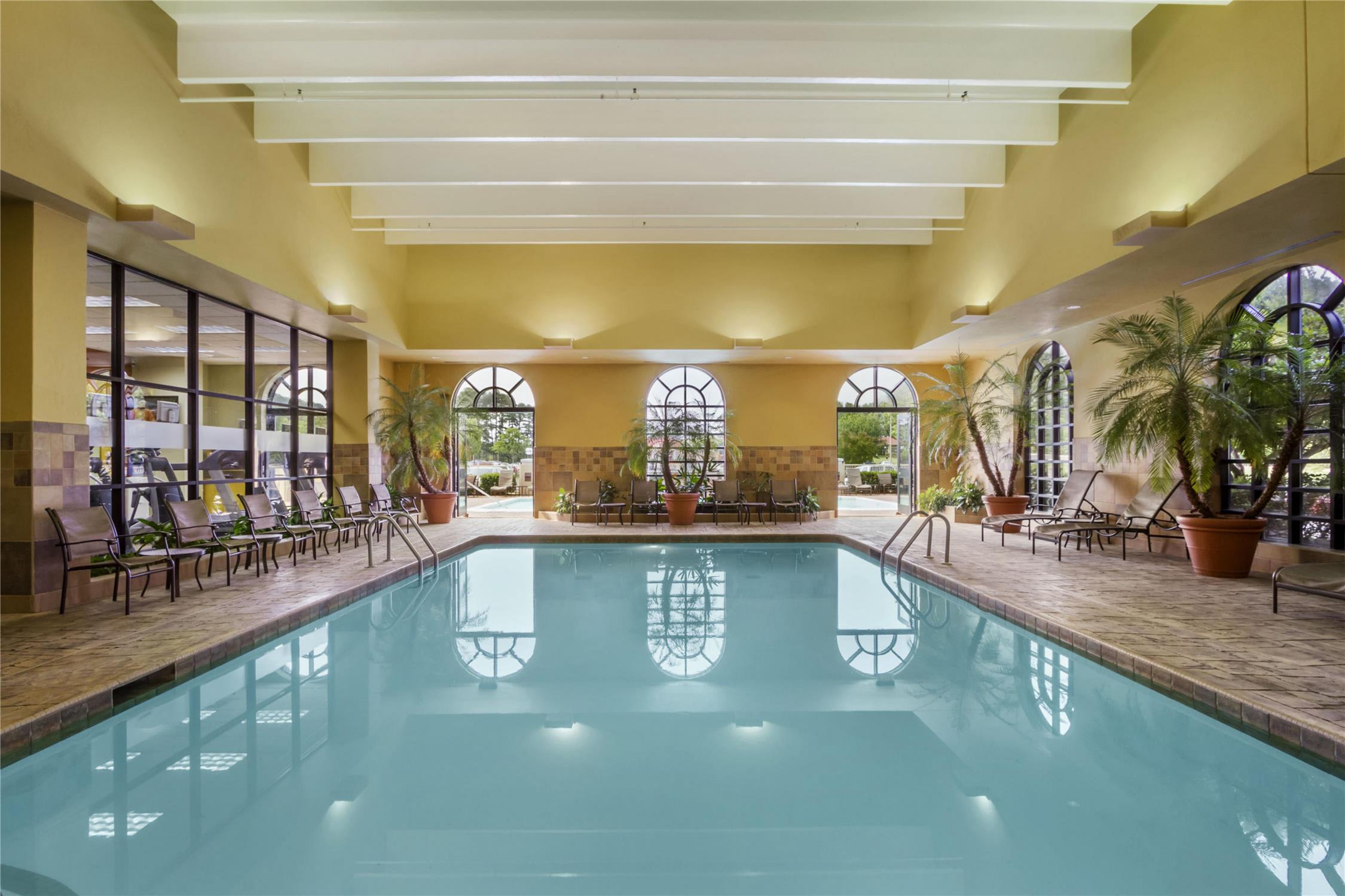 Embassy Suites Greenville Golf Resort & Conference Center 2