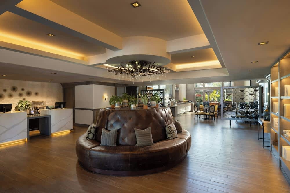 River Terrace Inn 2