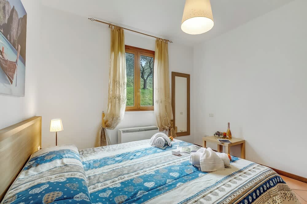 Residence La Perla with Shared Pool 2