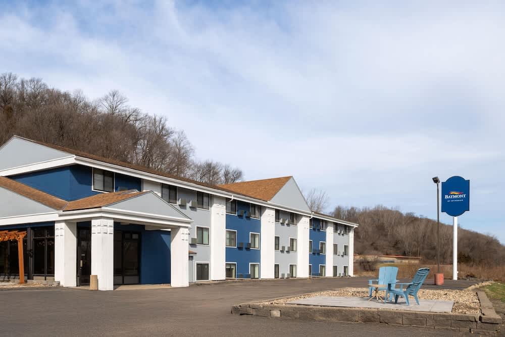 Baymont by Wyndham Mankato 1