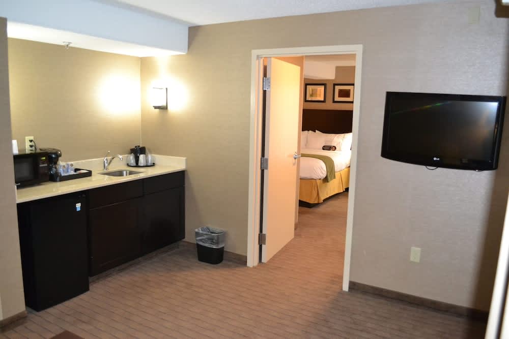 Garner Hotel BROCKTON - BOSTON by IHG 2