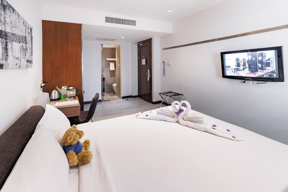 S33 Compact Sukhumvit Hotel 1