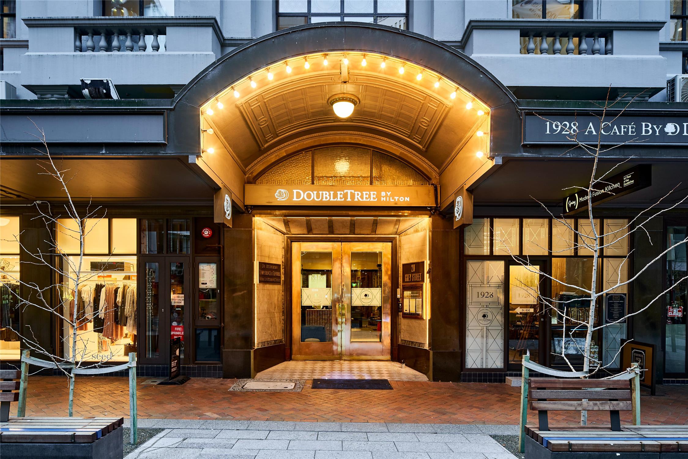 DoubleTree by Hilton Wellington 2