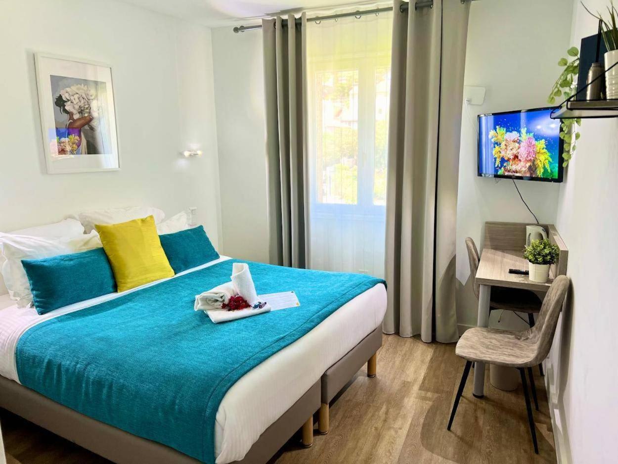 Alexander New Hôtel 1