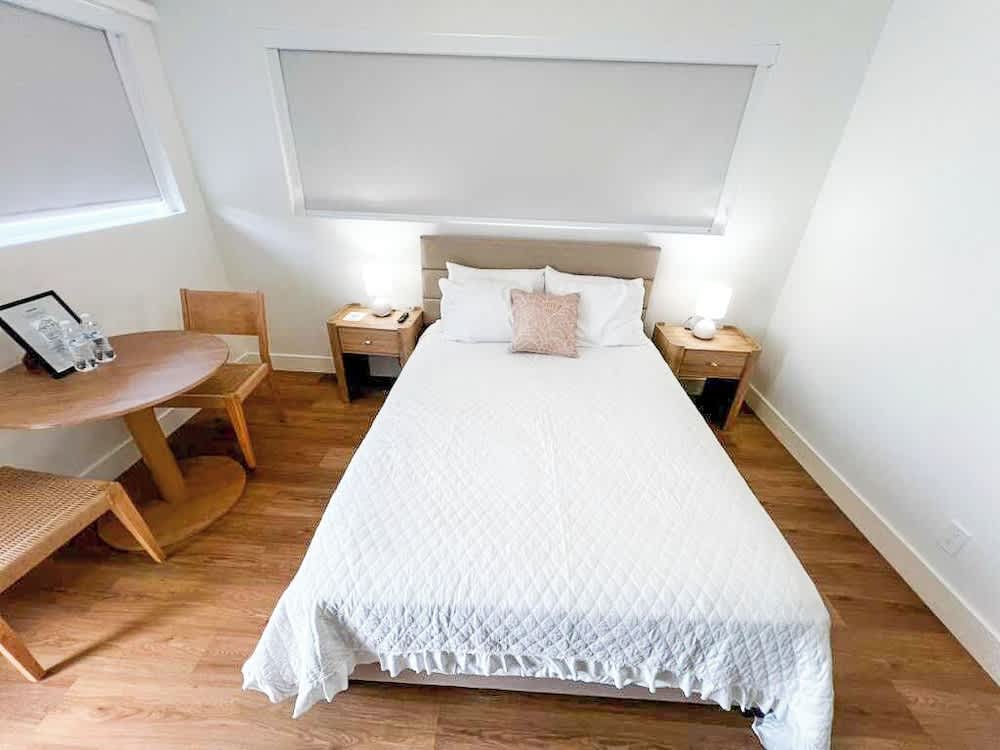 Tiana Beach Inn 1
