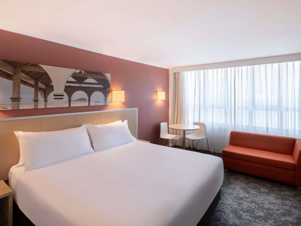 Mercure Newcastle 1