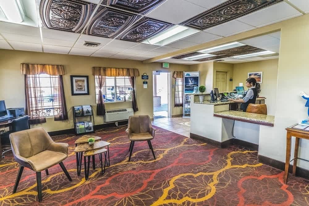 Montrose Valley Lodge 2