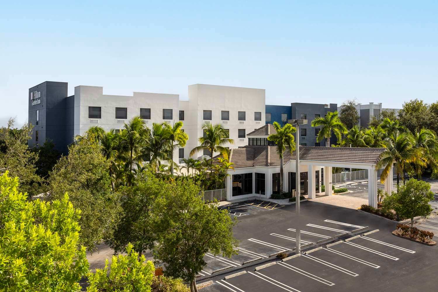 Hilton Garden Inn West Palm Beach Airport 2