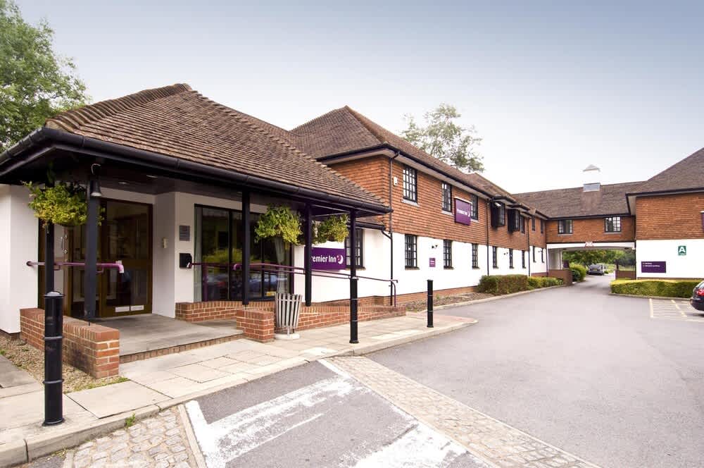 Premier Inn Redhill Reigate 1