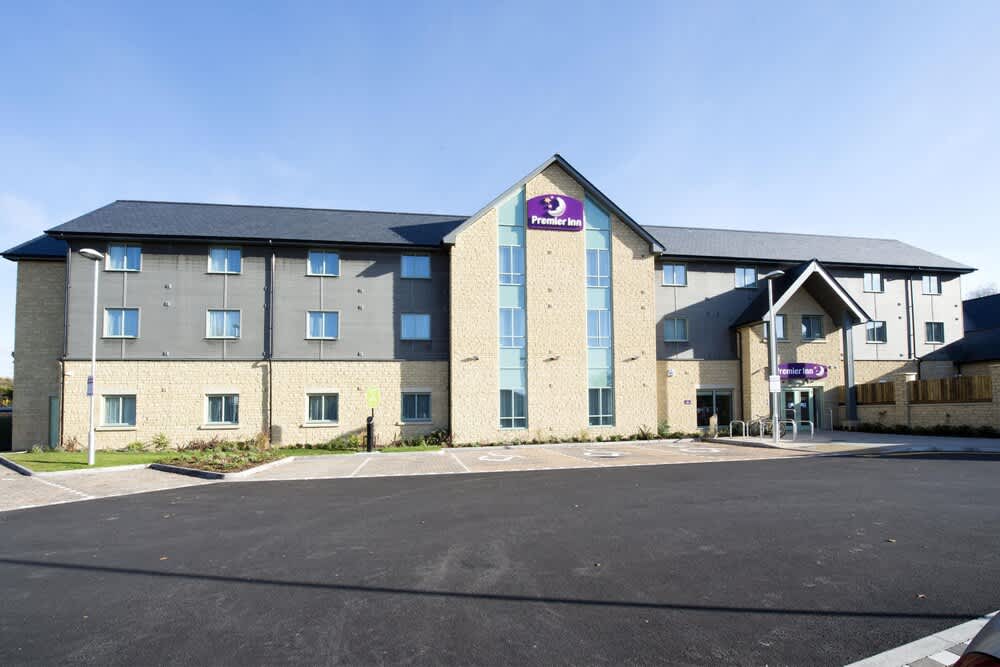 Premier Inn Cirencester 1