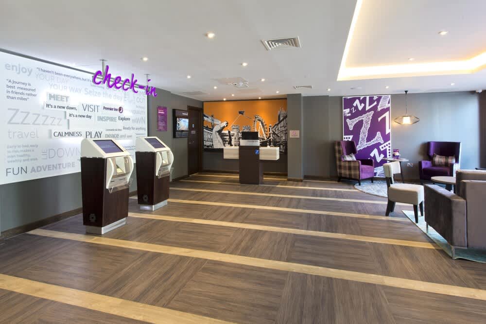 Premier Inn Newbury TC - London Road 2