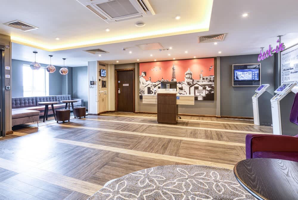 Premier Inn Newquay - Seafront 2