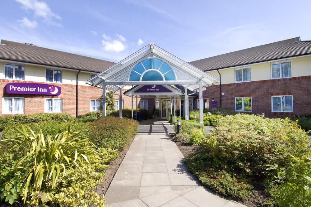 Premier Inn Birmingham Hall Green 1