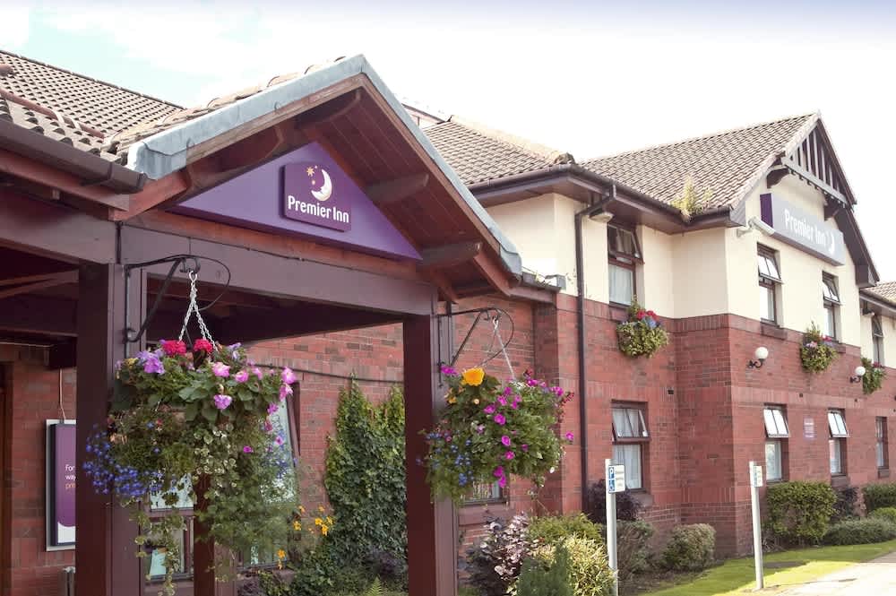 Premier Inn Glasgow - Bellshill 1