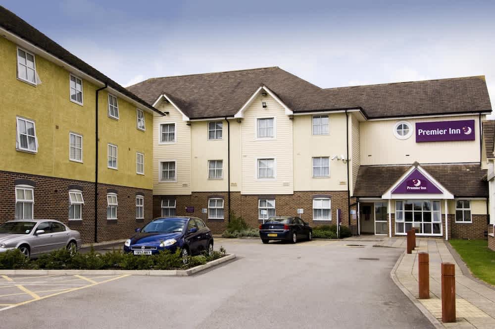 Premier Inn Hull North 1