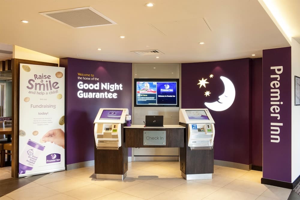 Premier Inn Woking Town Centre 2