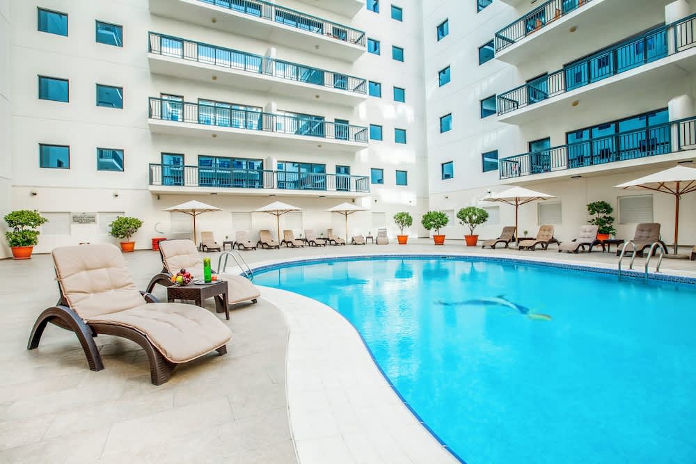 Golden Sands Suites 1