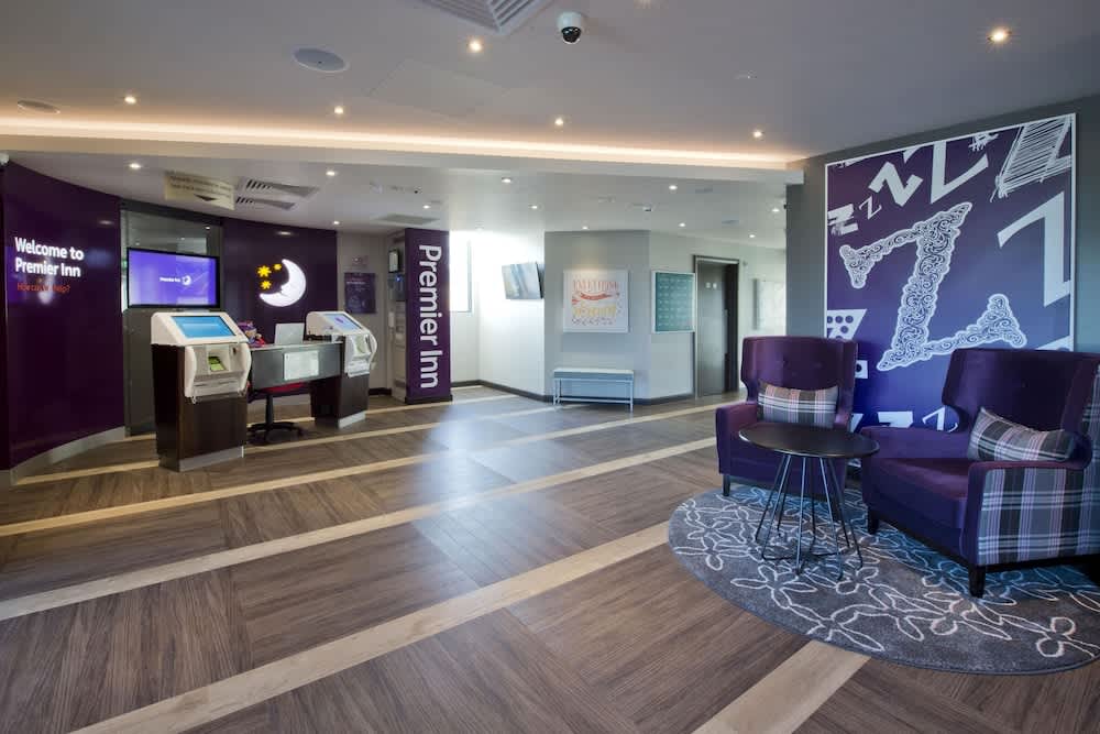 Premier Inn London Tolworth 2