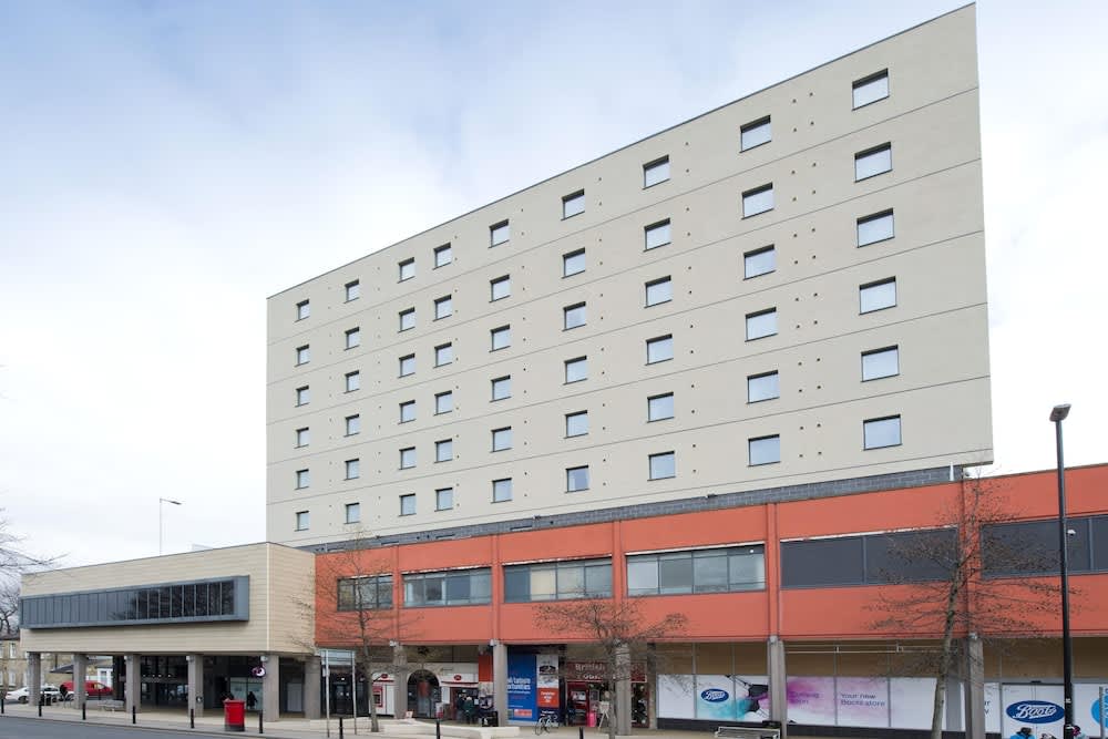 Premier Inn Leeds Headingley 1