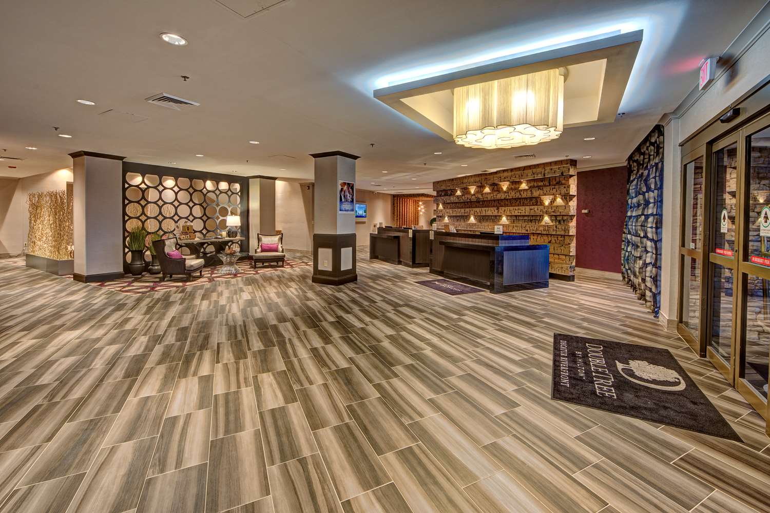 DoubleTree by Hilton Decatur Riverfront 1