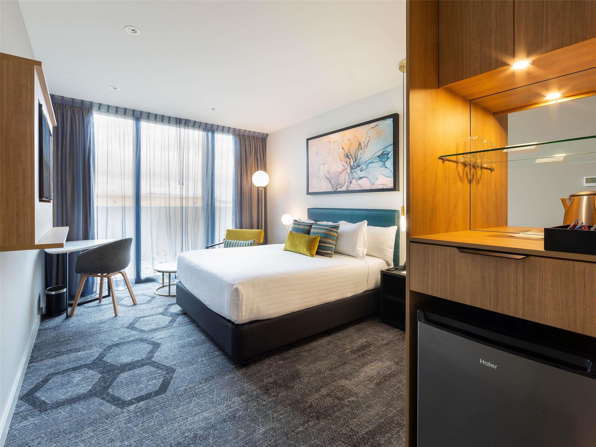 Mercure Canberra Belconnen 2