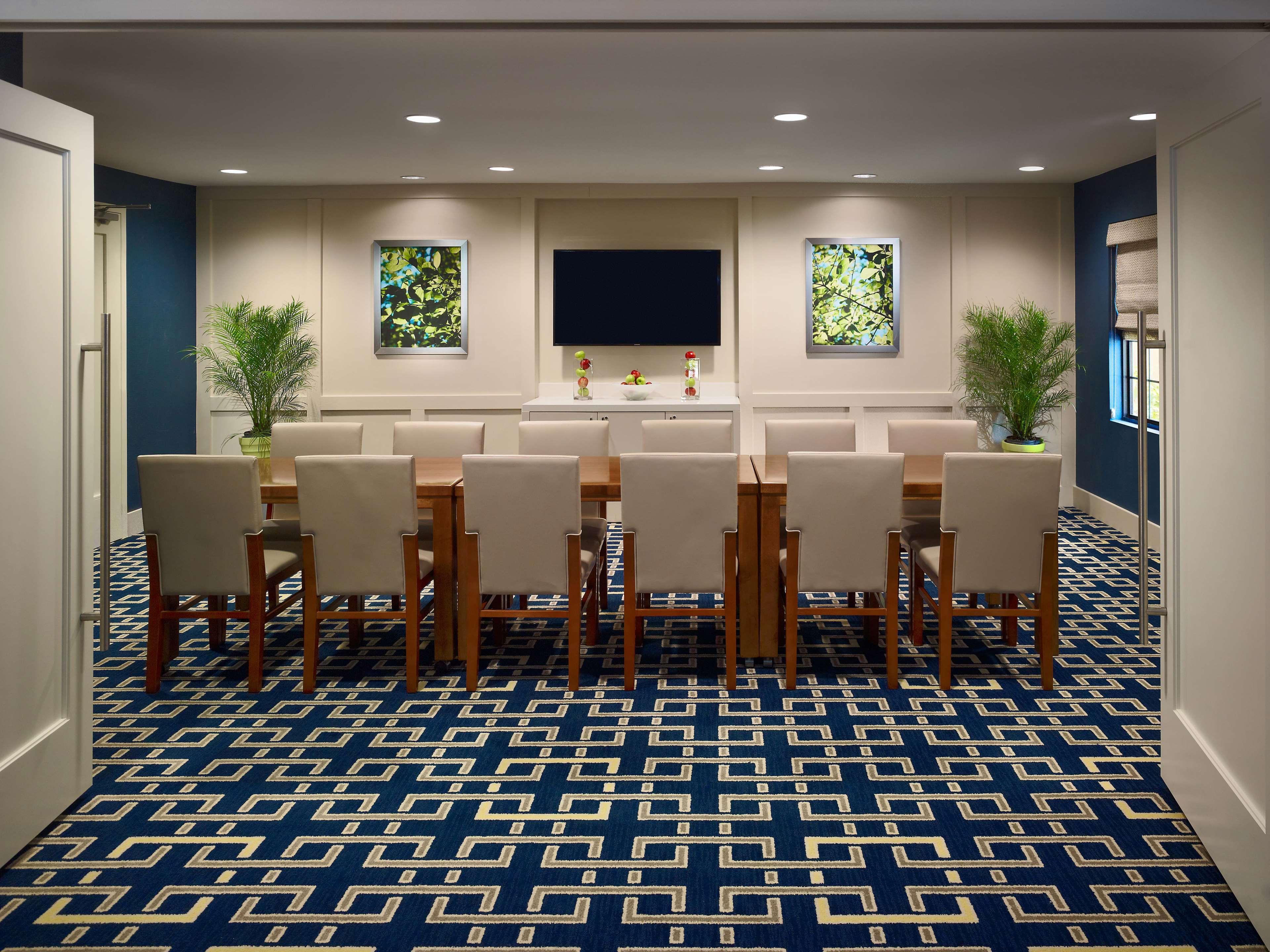 Sonesta ES Suites Charlotte Arrowood 1
