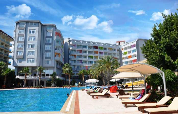 Meridia Beach Hotel 2