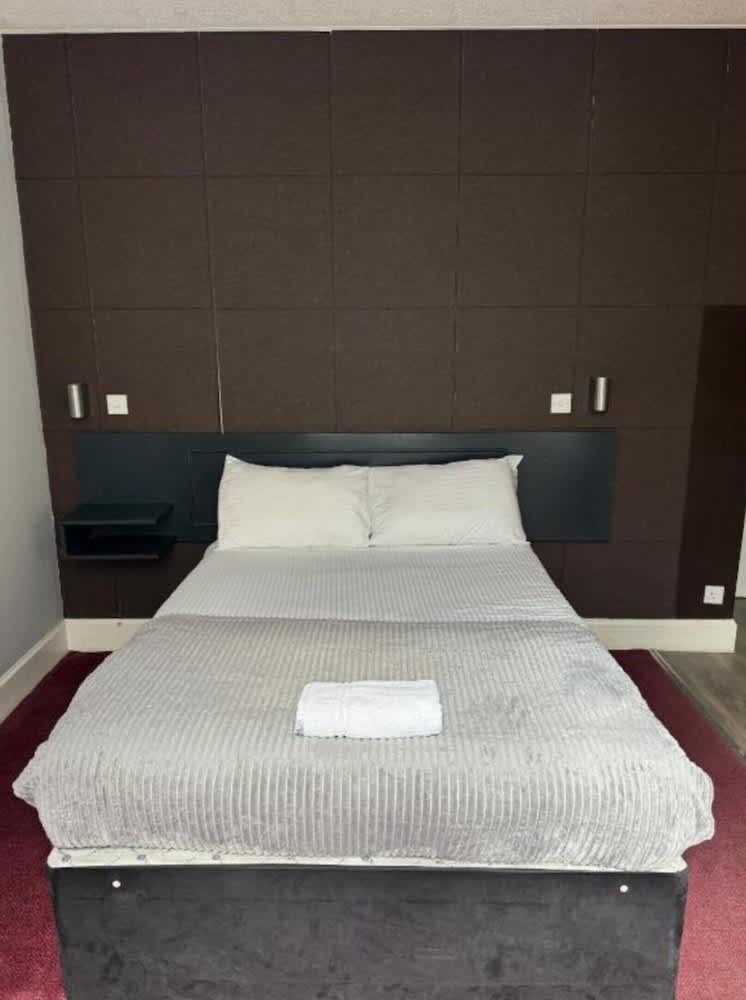 Standard Double Room 2