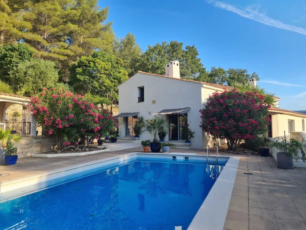 Villa Manoe 1