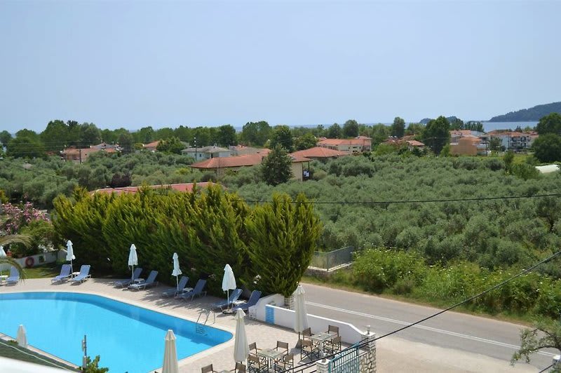 Dimitris Hotel 2